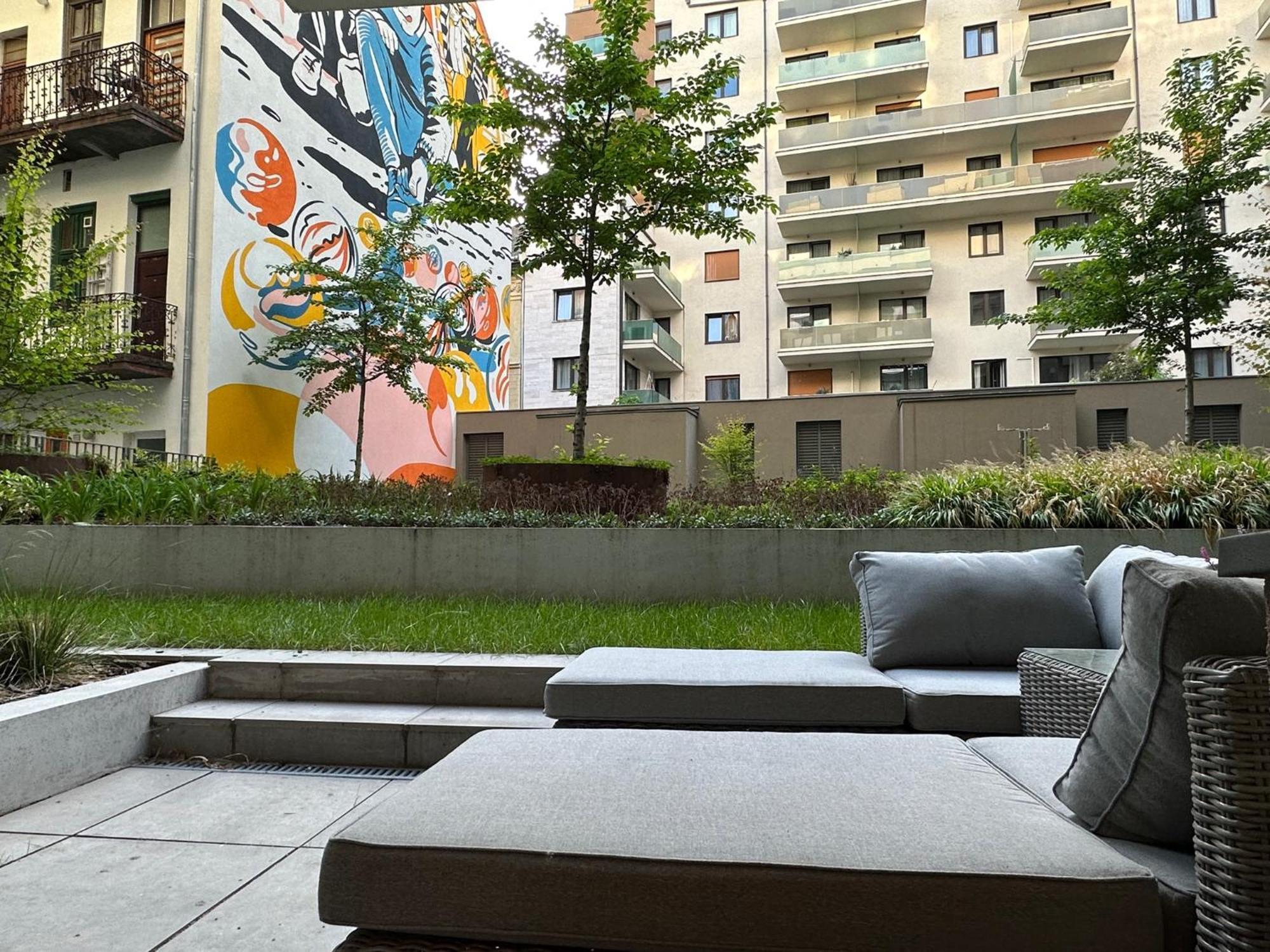 Standard By Hi5-corvin 7 * Budapeszt